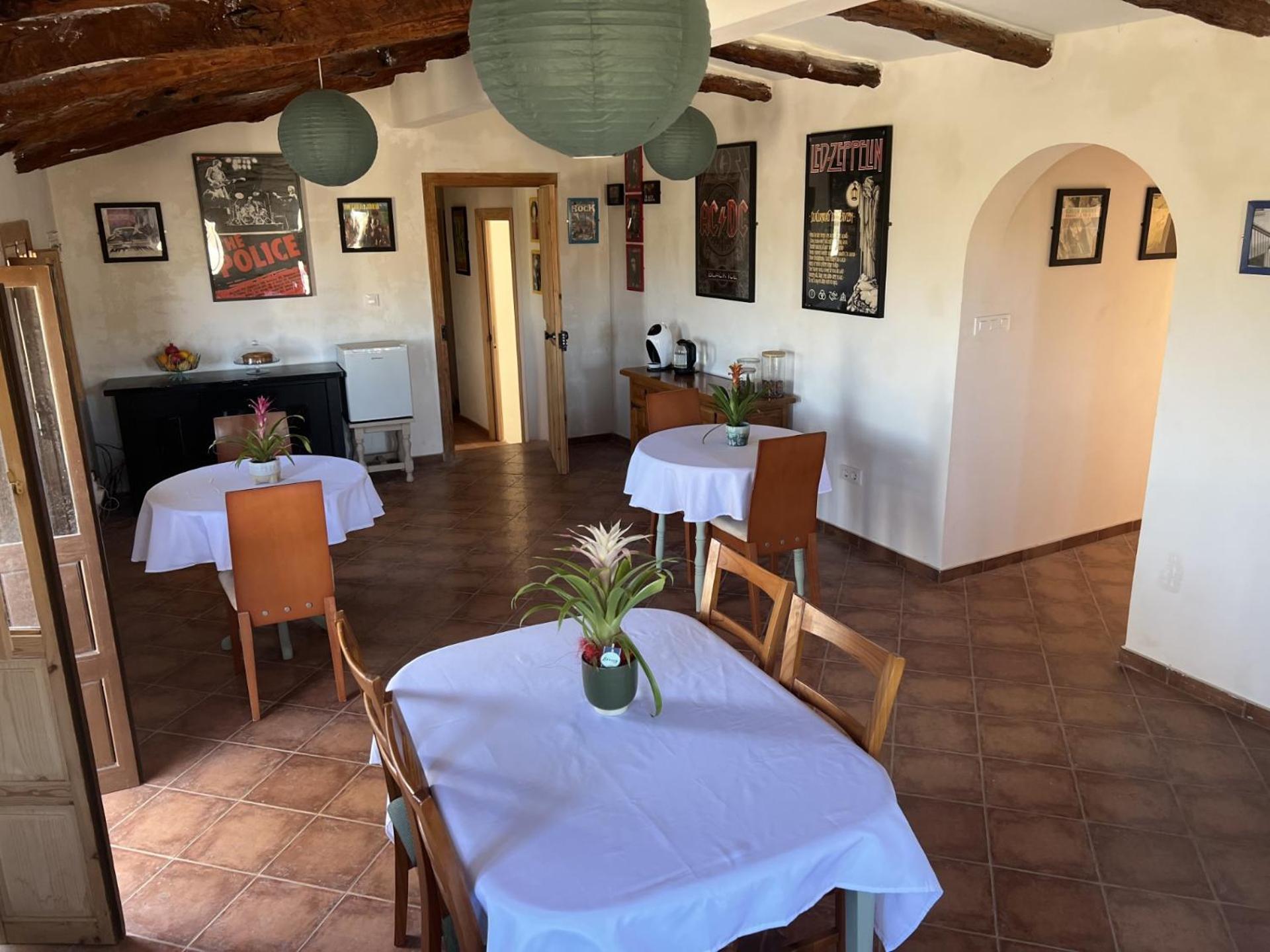 Cortijo La Cueva Acomodação com café da manhã Arboleas Exterior foto